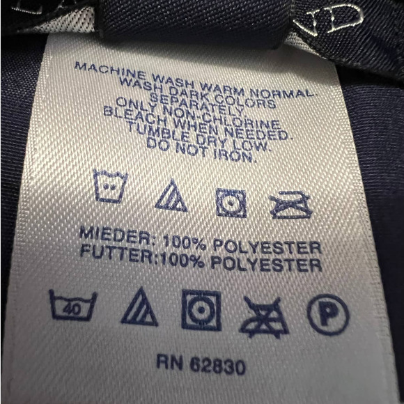 Lands' End Swim Trunks in a Blue and White Nautical Theme Size Large 36-38 - Picture 4 of 4